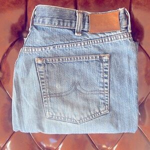 Mens Brooks Brothers Distressed Denim Jeans, size 38 x 30!